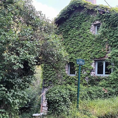 Appartement Deux Pieces De Caractere Au Coeur Des Gorges à Engins Extérieur photo