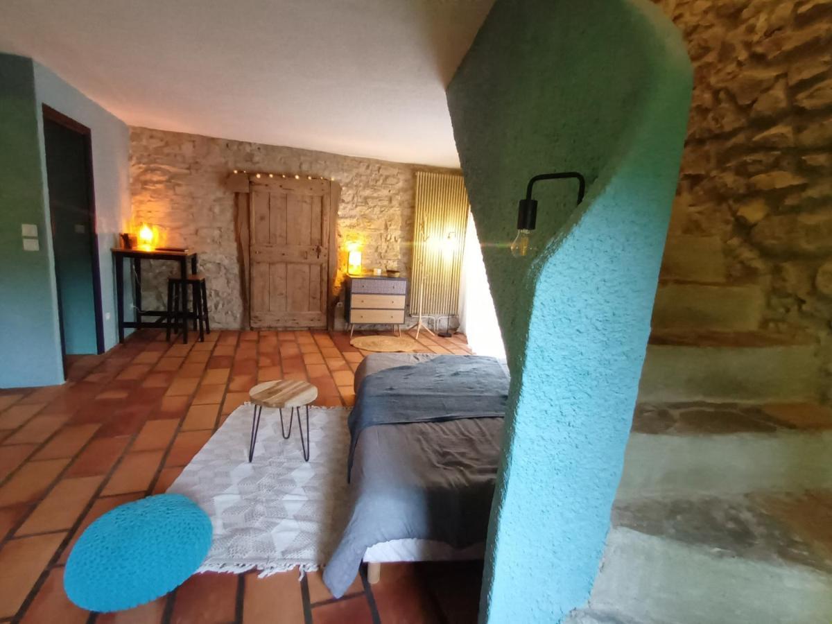 Appartement Deux Pieces De Caractere Au Coeur Des Gorges à Engins Extérieur photo
